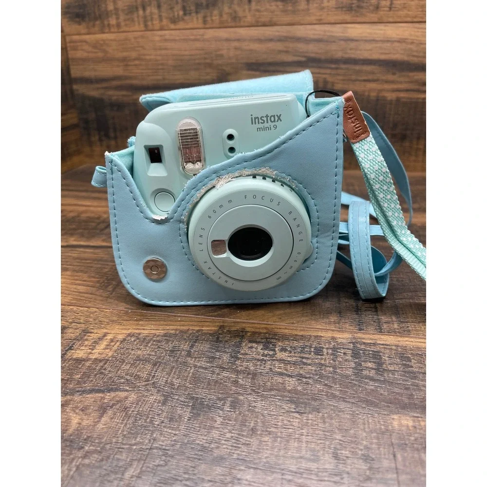 Fujifilm Instax Mini 9 Instant Camera Blue w Case Strap Viewfinder Damage